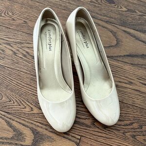 Comfort Plus by Predictions Women's Beige Heels